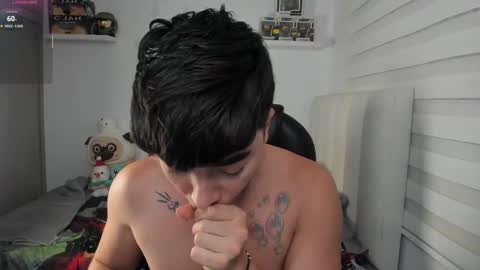 Snapshot of santy7u7 chatting on 03.28.26 Mr. Santiago online show from 03.28.26