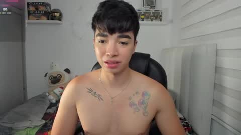 Snapshot of santy7u7 chatting on 04.07.26 Mr. Santiago online show from 04.07.26