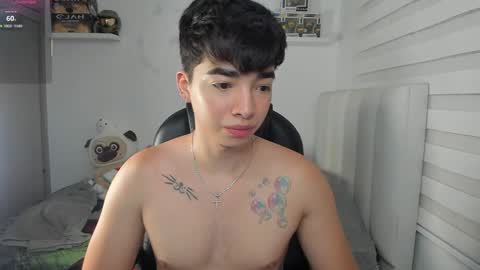 Snapshot of santy7u7 chatting on 04.09.26 Mr. Santiago online show from 04.09.26