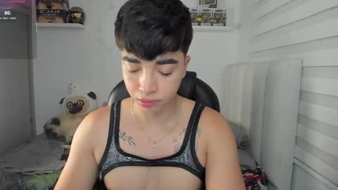 Snapshot of santy7u7 chatting on 04.12.26 Mr. Santiago online show from 04.12.26