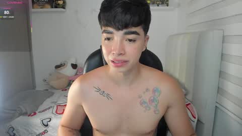 Snapshot of santy7u7 chatting on 05.08.26 Mr. Santiago online show from 05.08.26
