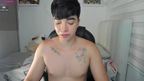 Snapshot of santy7u7 chatting on 05.15.26 Mr. Santiago online show from 05.15.26