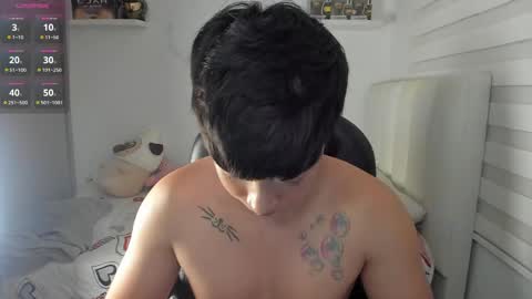Snapshot of santy7u7 chatting on 05.30.26 Mr. Santiago online show from 05.30.26