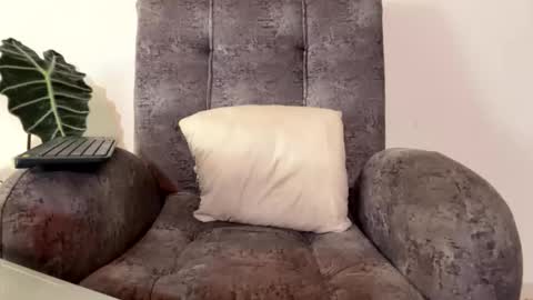 santy online show from 02.10.26