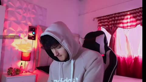 Santyago online show from 01.03.25