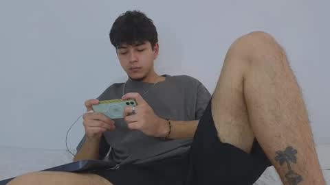 Snapshot of santybig18 chatting on 02.23.25 santybig18 online show from 02.23.25