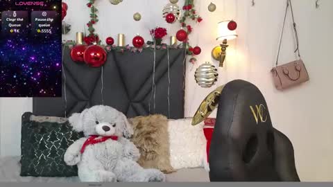 Snapshot of sanyaseraphine0 chatting on 11.21.25 sanyaseraphine0 online show from 11.21.25