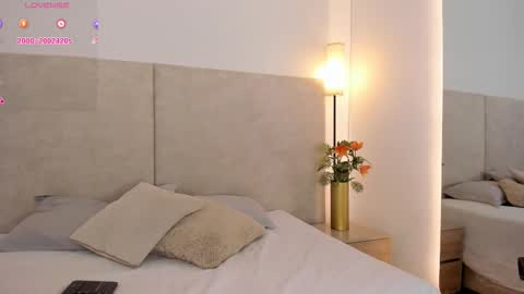 Snapshot of saori_newman chatting on 11.11.25 Saori online show from 11.11.25