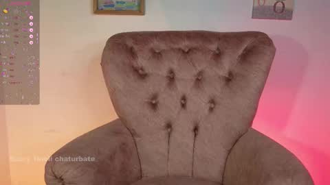 Snapshot of saory_finoli chatting on 03.08.25 Sara online show from 03.08.25