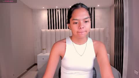 Saphira James online show from 06.27.26