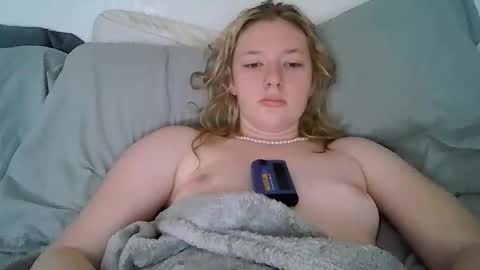 sara9920 online show from 04.13.26