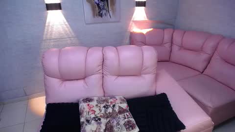 Sara... online show from 11.22.25