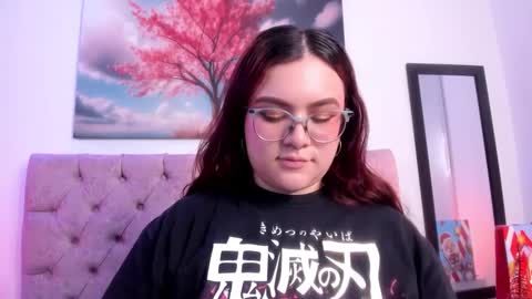 SARA ARIAS  online show from 12.10.24