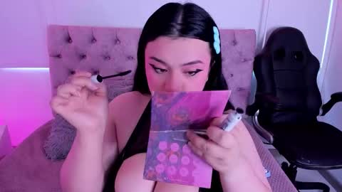 SARA ARIAS  online show from 09.20.25