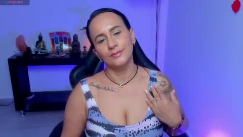 Snapshot of sara_charmy chatting on 07.01.26 online show from 07.01.26