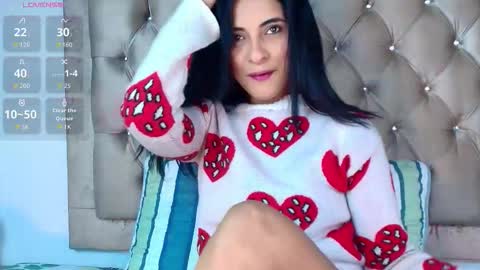 Snapshot of sara_coor chatting on 09.20.25 Sara online show from 09.20.25