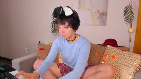 Sarah online show from 10.02.25