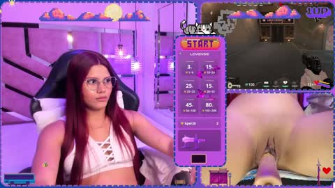 Snapshot of sara_hil chatting on 01.24.25 Sara online show from 01.24.25