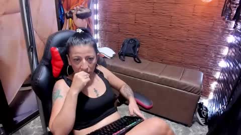 no limits sarah online show from 01.15.25