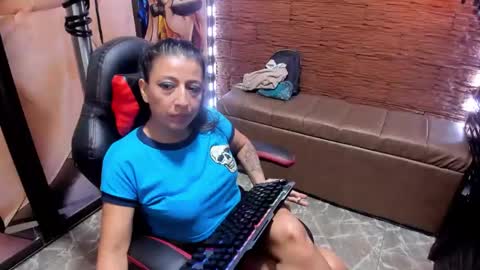 no limits sarah online show from 01.18.25