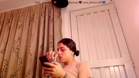 sara_johnson__ online show from 12.05.25
