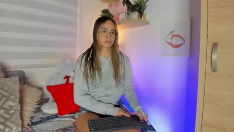   online show from 03.11.26
