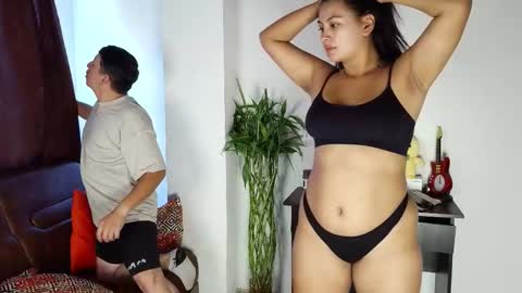 Snapshot of sara_mike666 chatting on 10.09.25 SARA MIK666 online show from 10.09.25