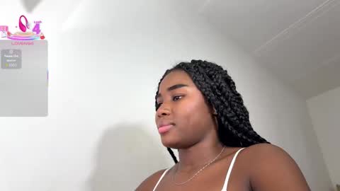 Sara online show from 12.23.25