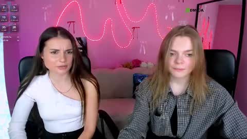 Snapshot of sara_muse1 chatting on 04.03.26 Sara online show from 04.03.26