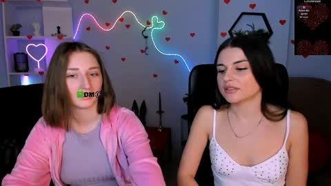 Snapshot of sara_muse1 chatting on 04.09.26 Sara online show from 04.09.26