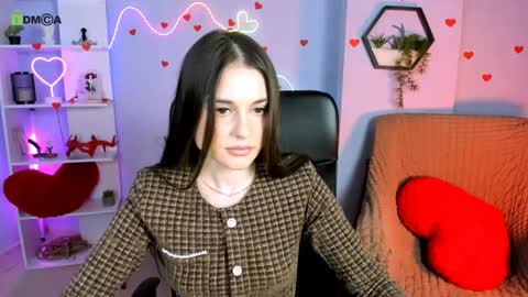 Snapshot of sara_muse1 chatting on 04.10.26 Sara online show from 04.10.26