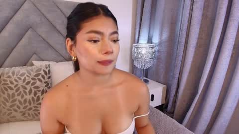 sara_owens7 online show from 04.01.26