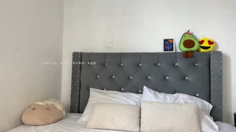 Sara online show from 02.28.25