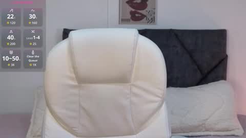 sara  online show from 10.14.25