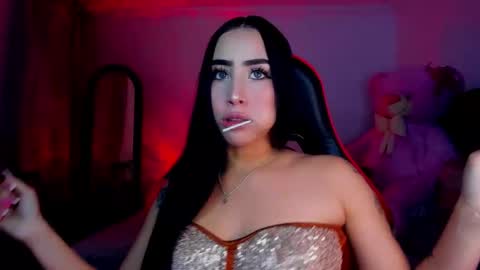 sara_stone03 online show from 01.12.25