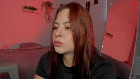 sara_sweett9 online show from 05.28.26