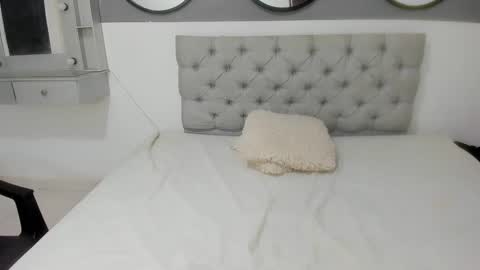 Snapshot of sara_valentina2 chatting on 01.09.25 sara_valentina2 online show from 01.09.25