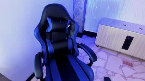  1 online show from 02.06.26