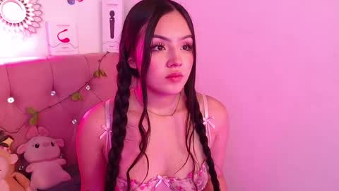          online show from 10.08.25
