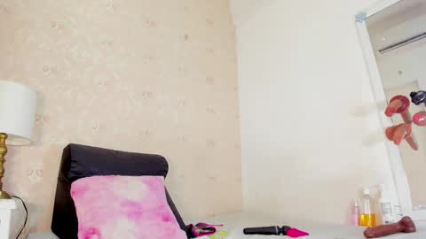 saraacollinss online show from 11.29.25