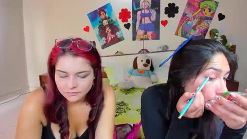 Snapshot of saraandmarilyn chatting on 01.29.25 Alahia and Marilyn online show from 01.29.25