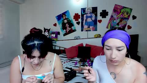 Snapshot of saraandmarilyn chatting on 09.30.25 Alahia and Marilyn online show from 09.30.25