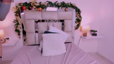 Sara And Stiven online show from 12.23.24
