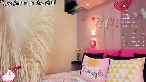 Snapshot of saraavila_ chatting on 02.09.25 SaraAvila online show from 02.09.25