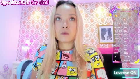 SaraAvila  online show from 04.05.26