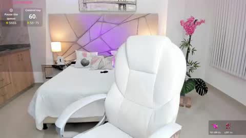 saracruz online show from 03.02.26