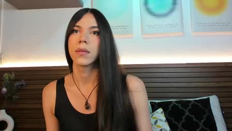 Sara online show from 04.17.26