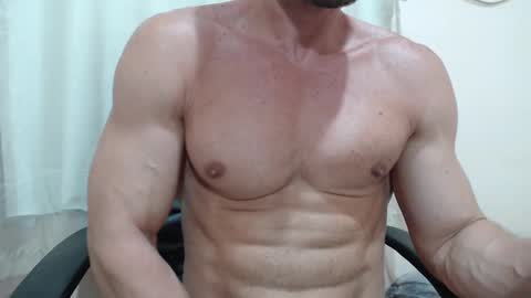 saradorj92 online show from 10.23.25