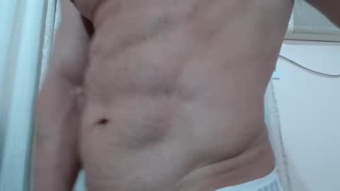 saradorj92 online show from 10.27.25