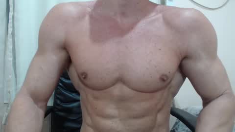 saradorj92 online show from 11.20.25